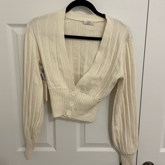 Aritzia Wilfred Plunge - Picture 2 of 3